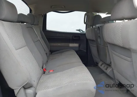 2007 Toyota Tundra Sr5 5.7L V8 z USA, uszkodzony, nr VIN 5TBEV54137S462558